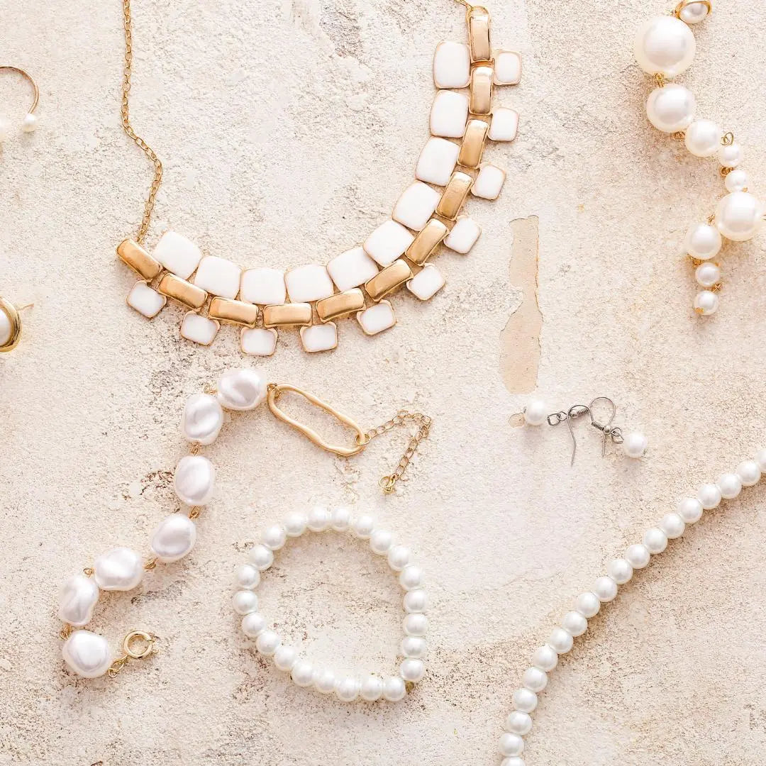Jewellery-as-Gifts AMBER JONES