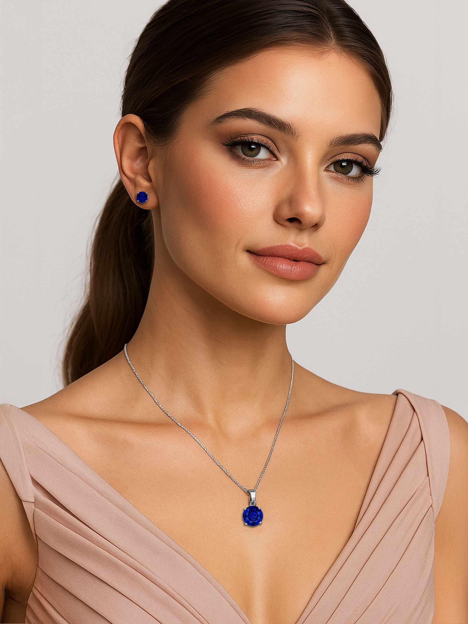women wearing 2ct Lab Grown Blue Sapphire Pendant Necklace