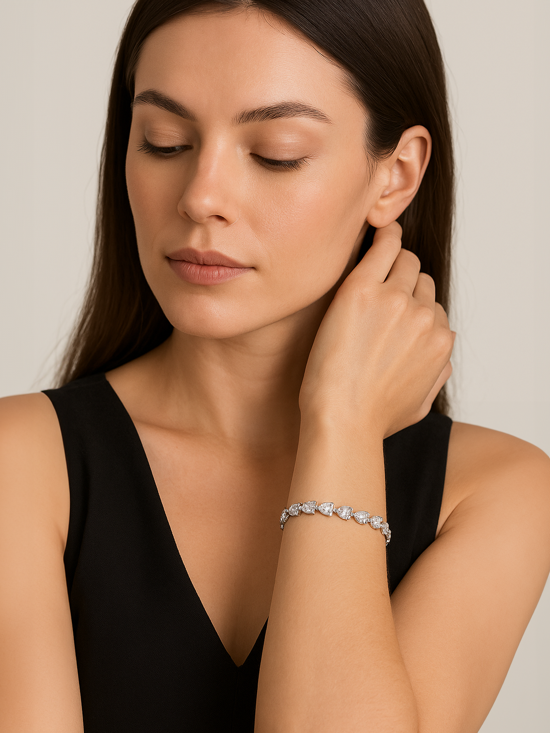 Heart Tennis Bracelet White Sapphire